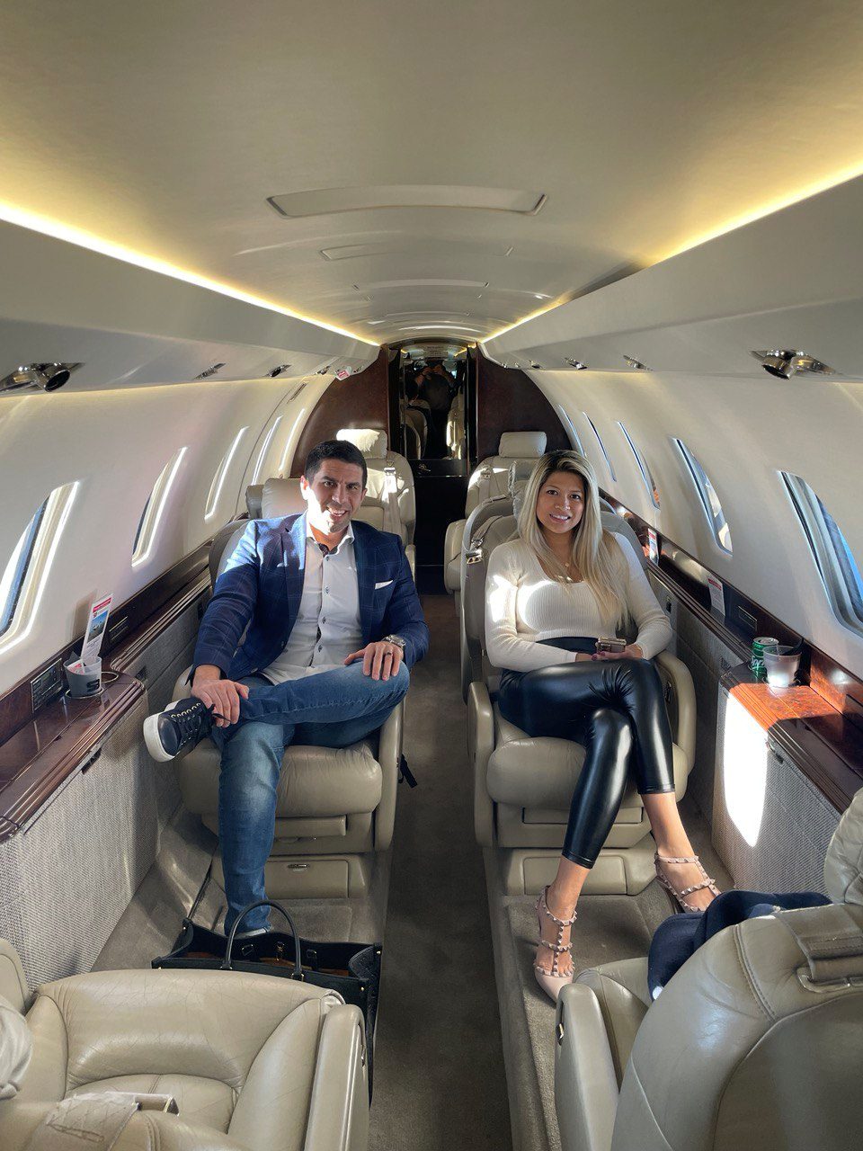 Nelizze and Kash traveling